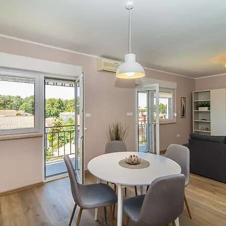 Lili Apartman Poreč